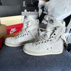 Nike Air Force 1 SF High Light Bone Women’s Size 8